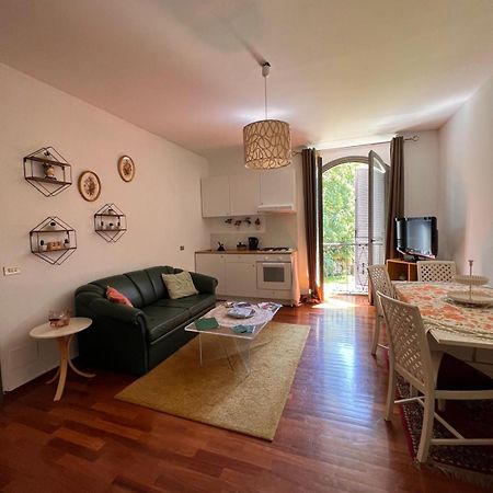 Appartamento In Villa Storica Oleggio Castello Εξωτερικό φωτογραφία